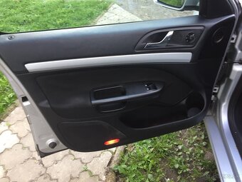 Škoda Octavia 2 2.0 tdi 103kw combi - 12