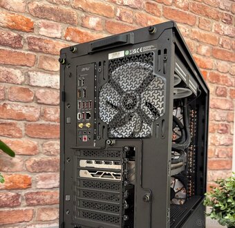 i7 14700K\32GB\RTX 5070Ti\SSD\1000W Zdroj - 12