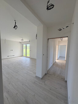 Novostavba v Nesvadoch - 12