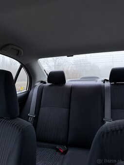 HONDA CIVIC 1.6 VTEC / garážovaná - 12