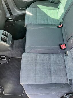 VW Passat 2.0 TDi model 2021 - 12
