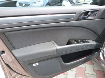 Škoda Superb Combi 2.0 TDI CR 140k Comfort DSG - 12