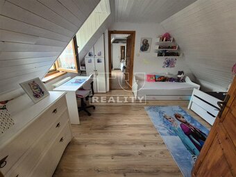 Vidiecky rodinný dom - Vršatské Podhradie - 12