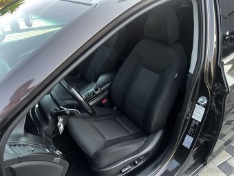 Hyundai i40 CW 1.7 CRDi Premium A/T,1.Majiteľ,kupované SR - 12