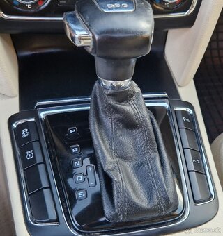 Skoda Superb  2.0 tdi DSG CR Elegance - 12