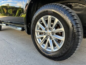Mitsubishi L200 2.4 DI-D 113kw 4x4 DoubleCap ClearTec - 12