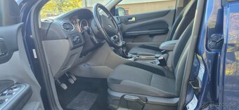 Focus 1.6 TDCi Ghia - 12