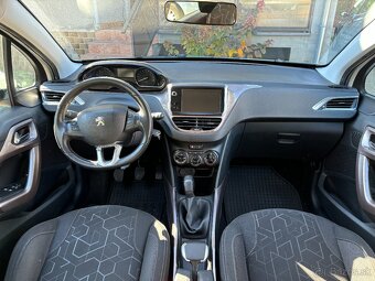 Peugeot 2008 1.6 e-HDi Allure - 12