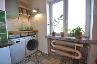 Jedinečný a priestranný 3-izbový byt s tehlovou atmosférou 9 - 12