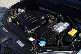 Škoda Superb Combi Sportline 2.0TDI 4x4 DSG - 12