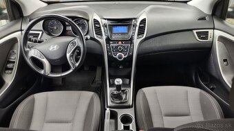 HYUNDAI i30 Len 99000 km 1,6GRDI - 12
