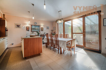 VYMEŇ SUSEDA – PONÚKAME NA PREDAJ VÝNIMOČNÝ 5 IZBOVÝ RODINN - 12