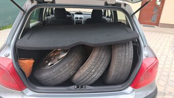 Peugeot 307 1.4HDI 50kw r.v.2005 Kupene SR - 12