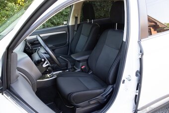 Mitsubishi Outlander 2.0 MIVEC Intense 4WD CVT - 12