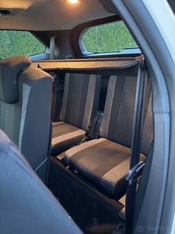 Peugeot 5008 1.5 BlueHDi 130k Active Pack 2021 - 12