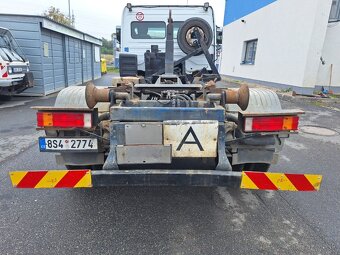 MB ATEGO 1018 K - 12