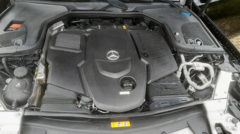 Mercedes-Benz E trieda Sedan 400d 4matic VZDUCHOVÝ PODVOZOK, - 12