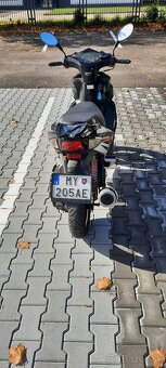 Adamoto Starfighter 125 - 12