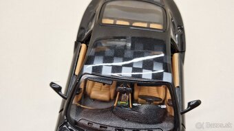 1:18 FERRARI 550 MARAMELLO AUTODROM - 12