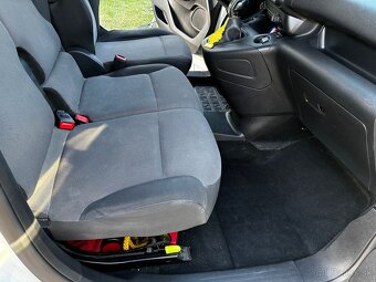 Opel combo e 1.5 cdti,75 kw,9/2019 - 12