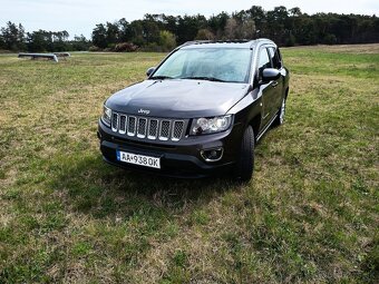 Jeep Compass - 12