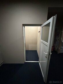 Ponuka obchodného priestoru v priamom centre Starej Turej - 12