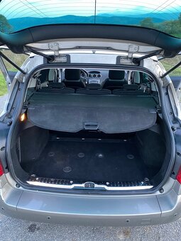 Peugeot 308 SW Combi - 12