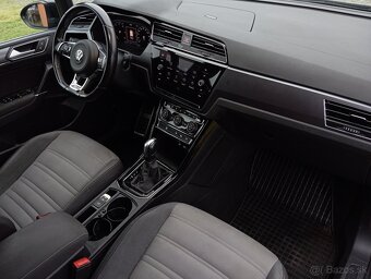 VW Touran R-Line, 7 místný DSG - 12