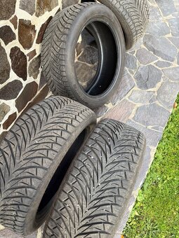 245/45R19 celoročné - 12