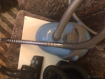 Predám tieto 3 ks kompletné funkčné a výkonné vysávače - 12