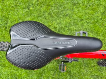 Predám detský horský bicykel 24" Rockrider ST900 - 12