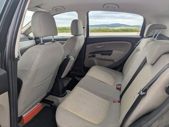 Fiat Grande Punto - 12