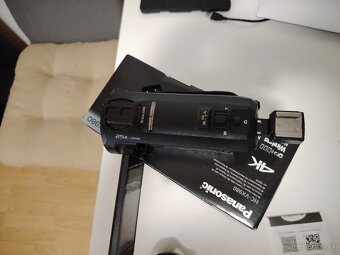 Panasonic 4K HC VX980 - 12