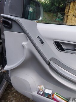 Mercedes R 350 benzín 200kw - 12