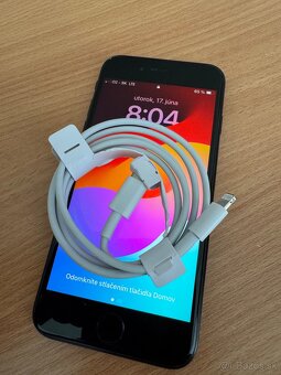 iPhone se 2020- batéria 87% - 12