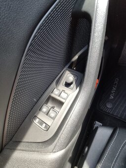 Škoda Octavia Combi Style 2.0 TDI 110kW 7°AP DSG Cena s DPH - 12