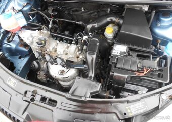 Škoda Fabia 1,2 HTP benzín - 12