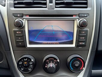 Toyota Verso S 1.3Benzin/73 kW Automat r.v.2014 Tažné - 12