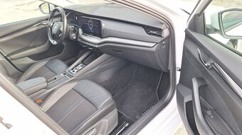 ŠKODA OCTAVIA COMBI 2.0 TDI.DSG - 12