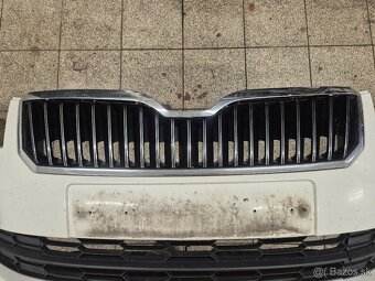 Predám predný nárazník na Škoda Superb 2 II facelift - 12
