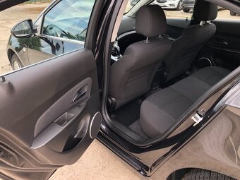 Chevrolet Cruze 2.0 120kw - 12