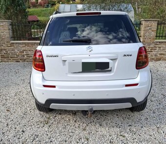 Suzuki SX4 1.6 Club, 4x4 r.v. 2010, benzín, manuál - 12