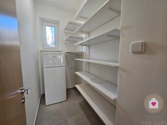 3,5 IZBOVÝ KOMPLETNE ZARIADENÝ BYT (110 m2) V RD, BA- STARÉ - 12