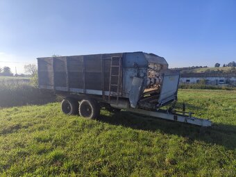 Predáme stroje z dvora - 12