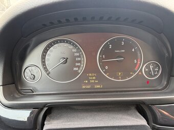 BMW Rad 5 Touring 525d A/T - 12