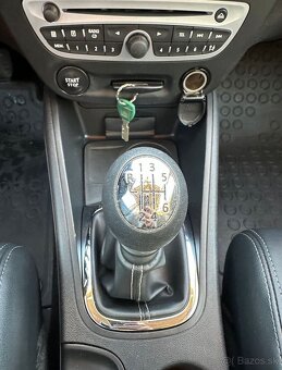 Renault megane 1.5 dci - 12