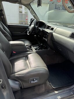 Toyota Land Cruiser HDJ80 - 12