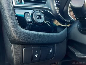 Rezervované-Kia Ceed 1.6 CRDi 100kW, M6, 3d. - 12