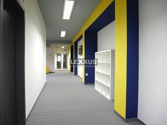 PRENÁJOM - lukratívne, klimatizované admin. priestory, Ružin - 12