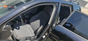Seat EXEO - 12